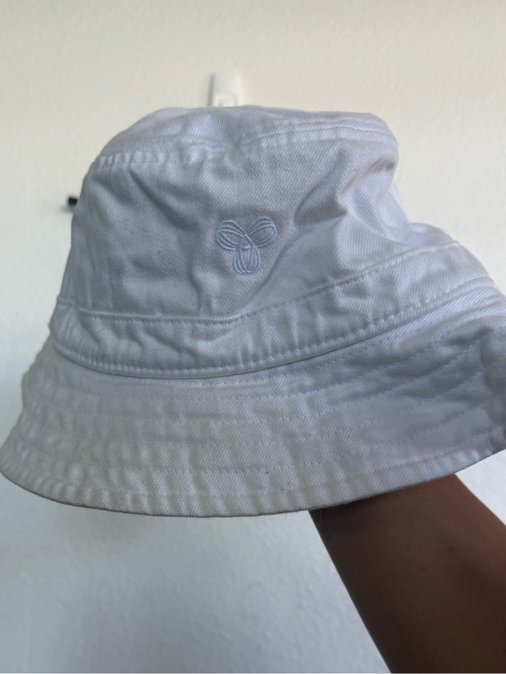 TNA White Embroidered Logo Bucket Hat